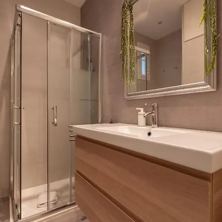 Pere Serafi 2 Bedroom 公寓