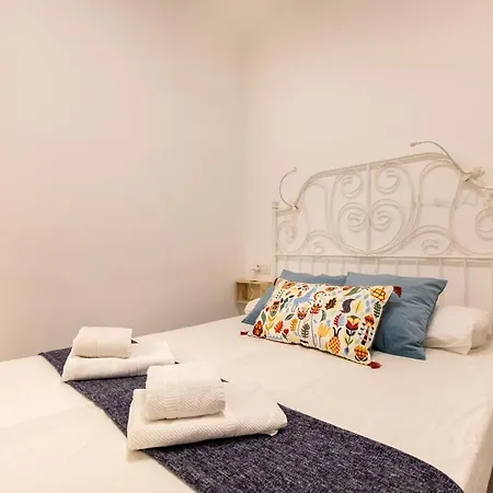 Apartment Pere Serafi 2 Bedroom *