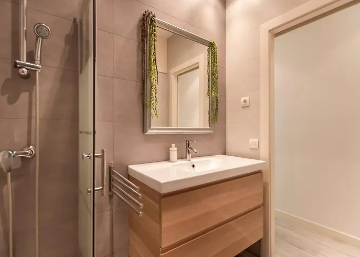 Apartment Pere Serafi 2 Bedroom *