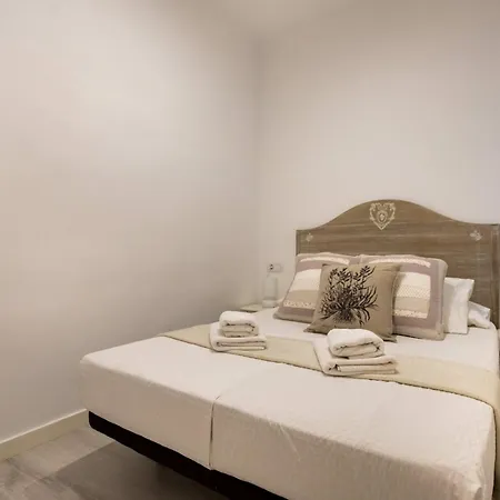 Pere Serafi 2 Bedroom Appartement